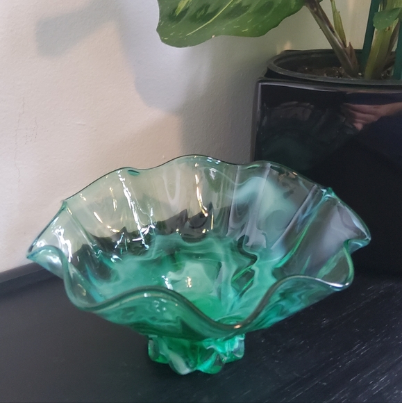 Vintage Opalescent Green Glass Bowl Candy Dish - Picture 2 of 6